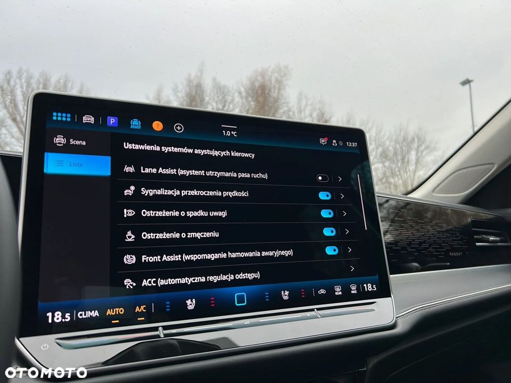 Volkswagen Passat Variant - 19