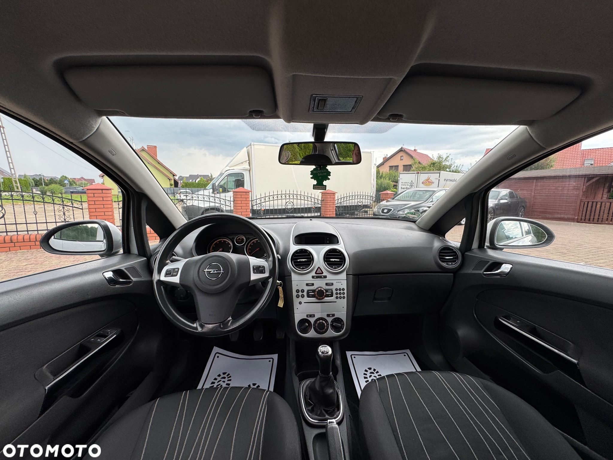 Opel Corsa 1.2 16V Cosmo - 18