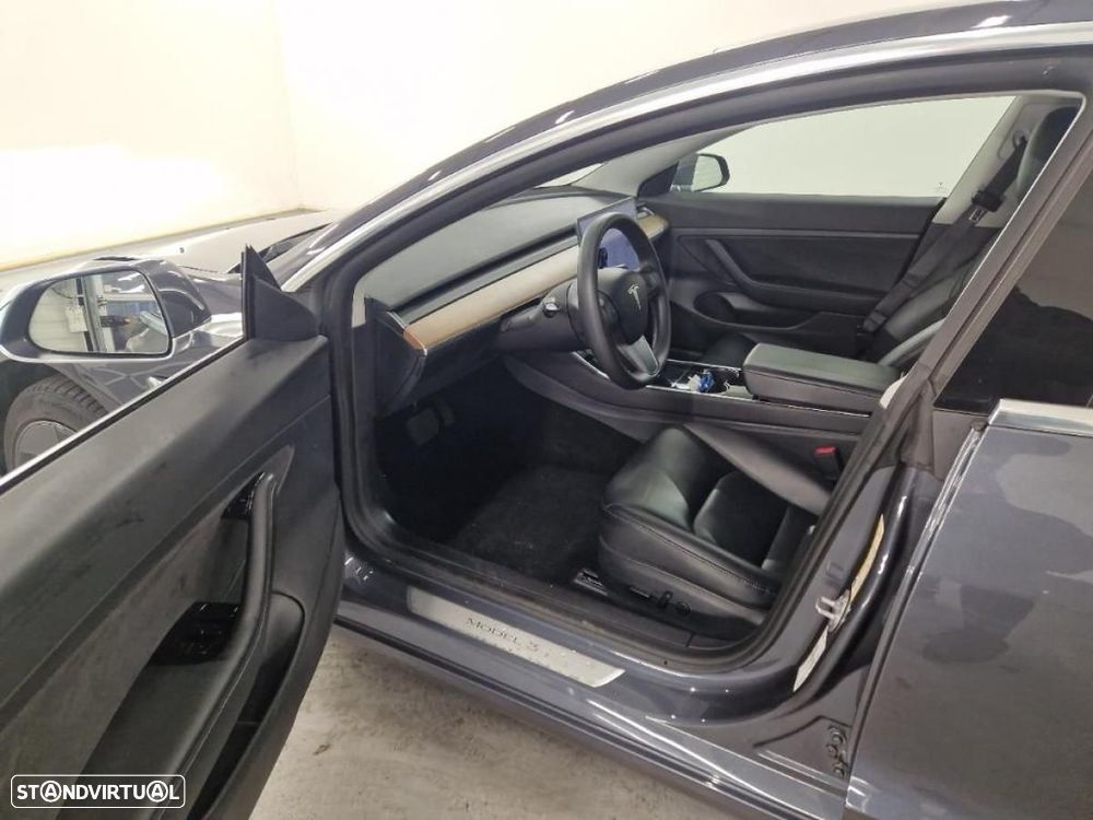 Tesla Model 3 Standard RWD Plus - 4