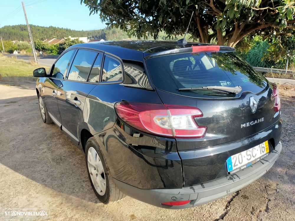 Renault Mégane Sport Tourer 1.5 dCi Dynamique CO2 Champion - 2