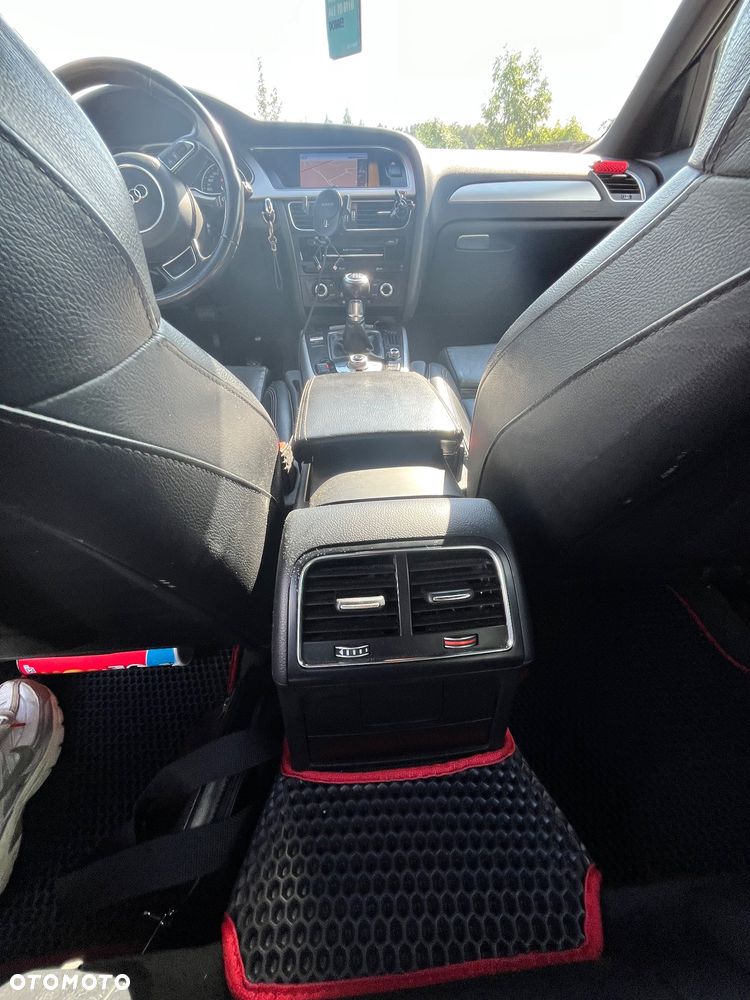 Audi A4 Avant 2.0 TDI ultra - 20