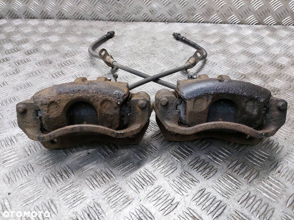 TARCZE HAMULCOWE PRZÓD + ZACISKI HYUNDAI I30 I 1.6 CRDI - 9