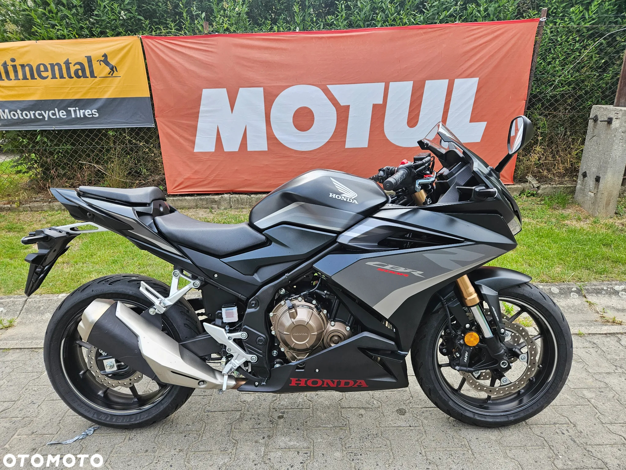 Honda CBR - 2