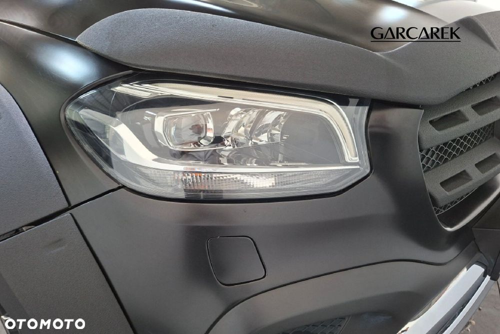 Mercedes-Benz Klasa X - 23