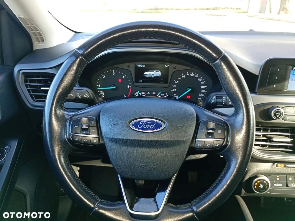 Ford Focus - 16