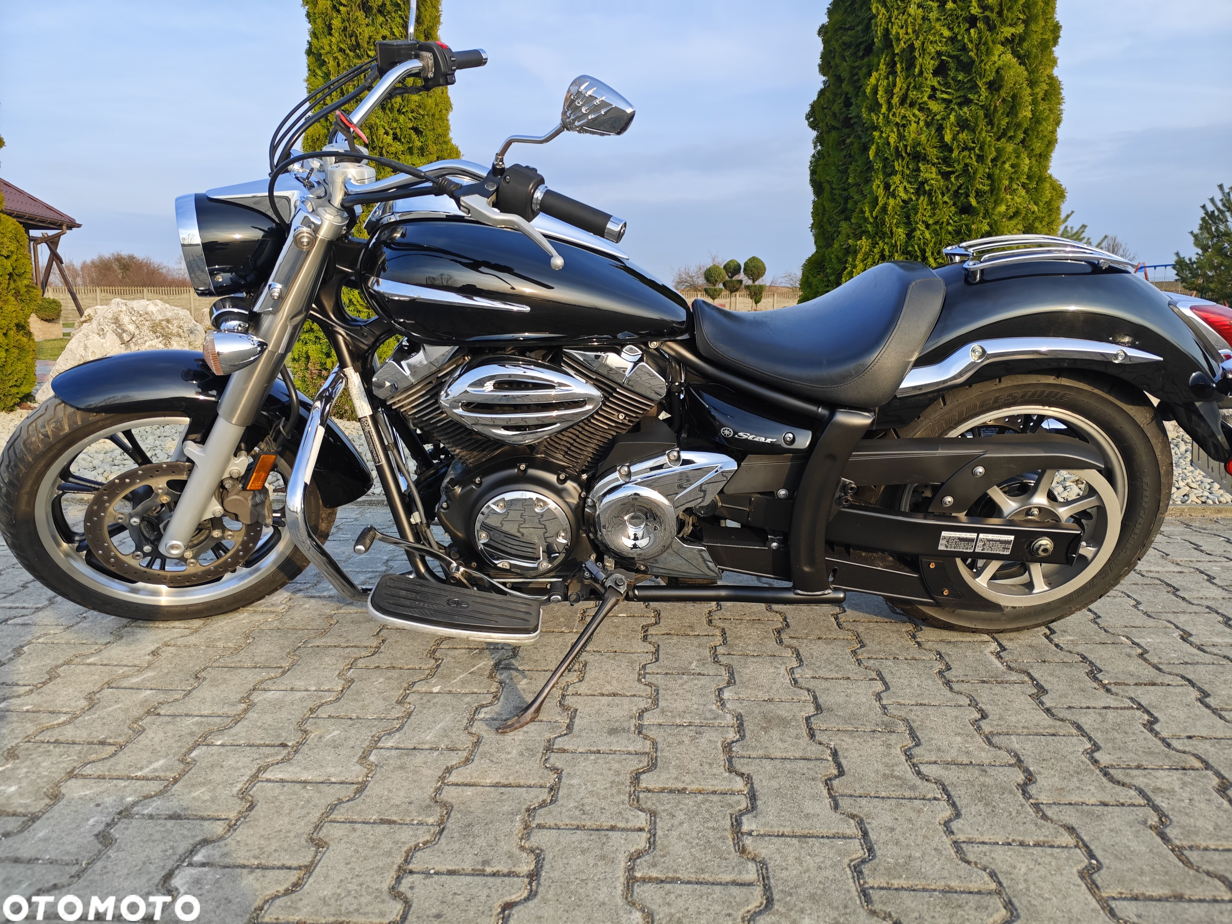Yamaha XVS - 8
