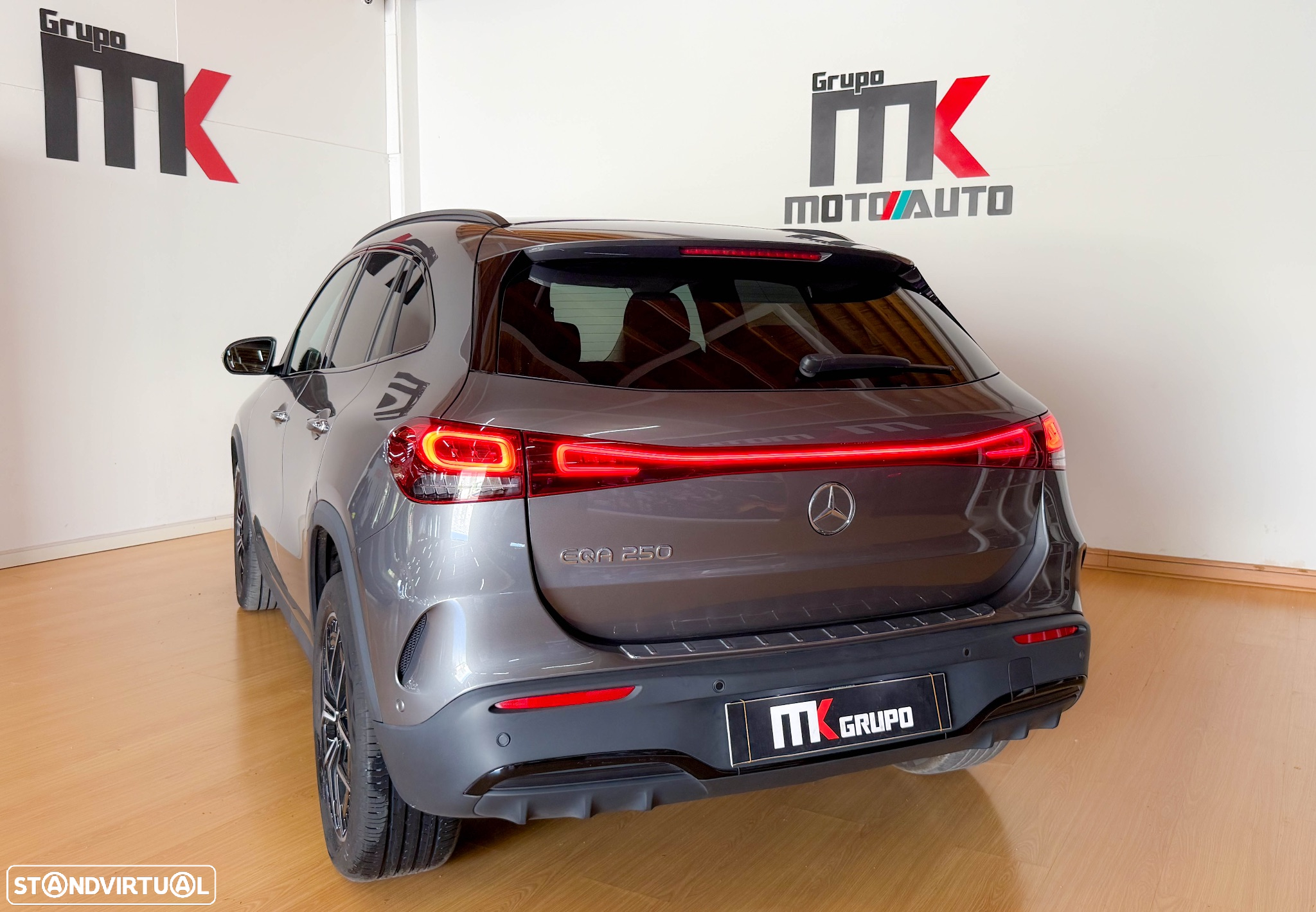 Mercedes-Benz EQA 250 AMG Line - 4