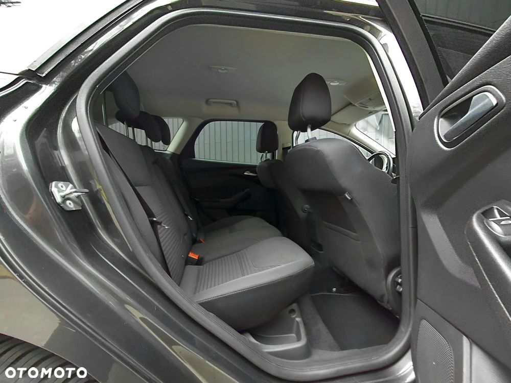 Ford Focus 1.0 EcoBoost Titanium - 29