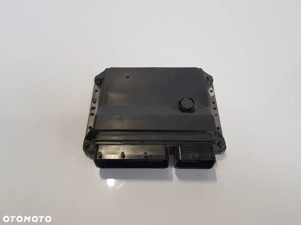 Sterownik komputer silnika Toyota Avensis 89661-05d22 - 1