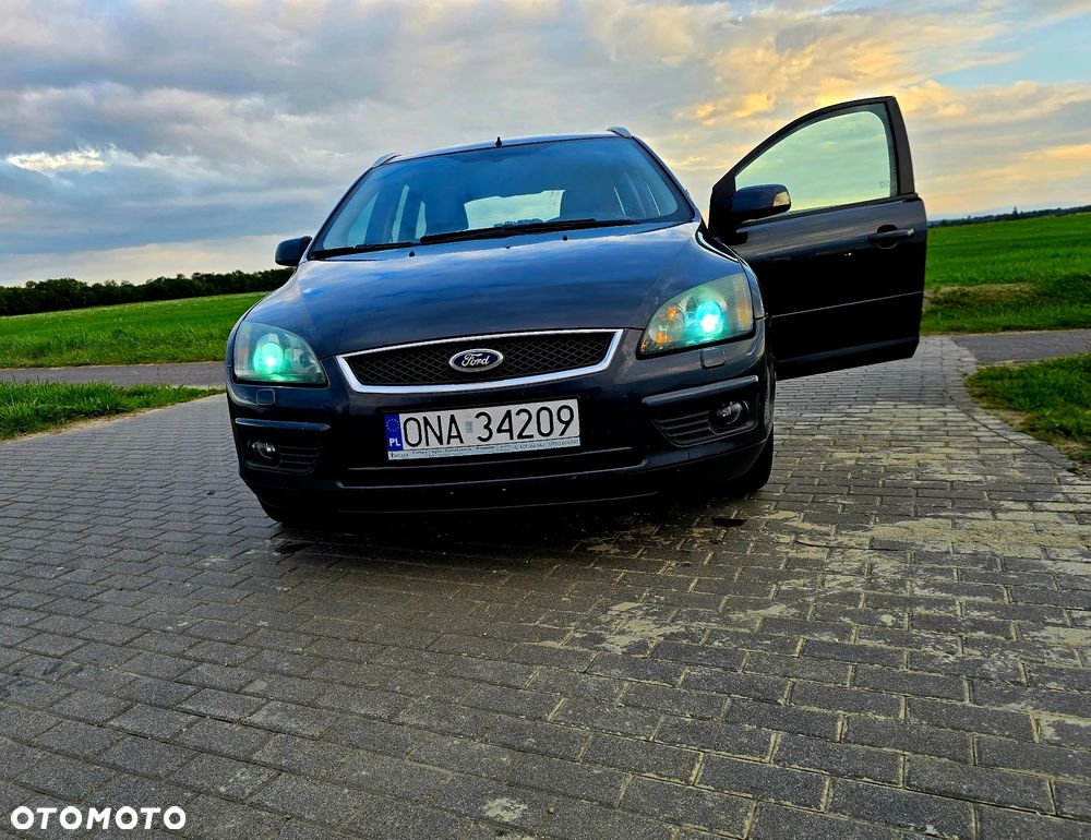 Ford Focus 2.0 TDCi Titanium - 9