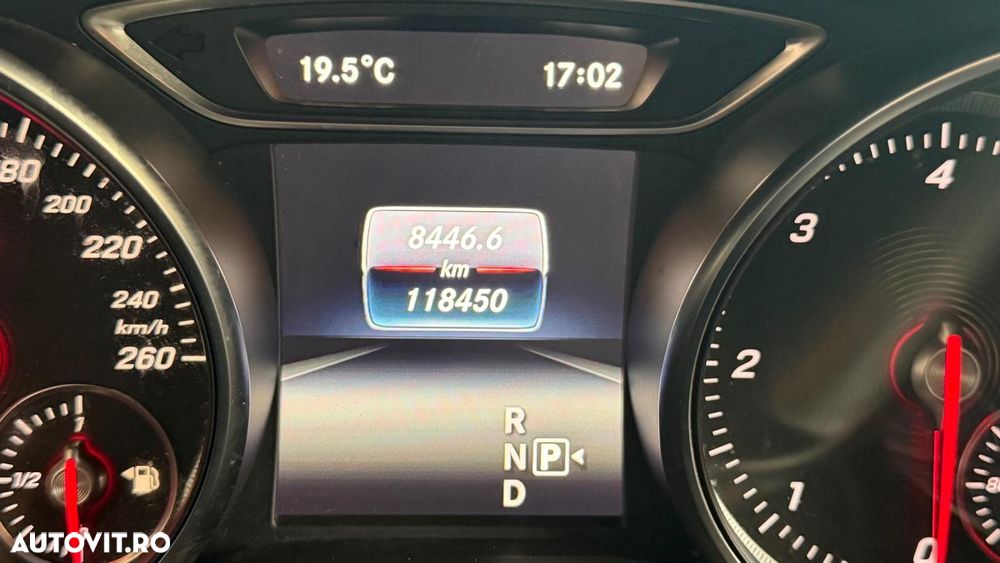 Mercedes-Benz CLA 200 d 7G-DCT - 9