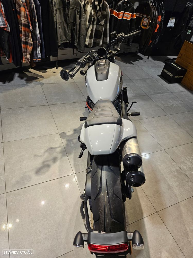 Harley-Davidson Sportster SPORTSTER S - 12