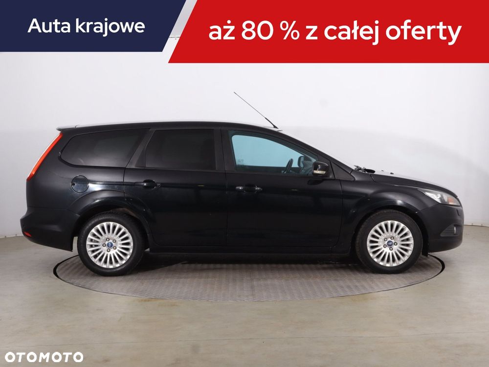 Ford Focus SW - 8