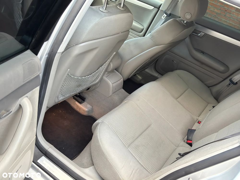 Audi A4 Avant 2.5 TDI Quattro Tiptr - 6