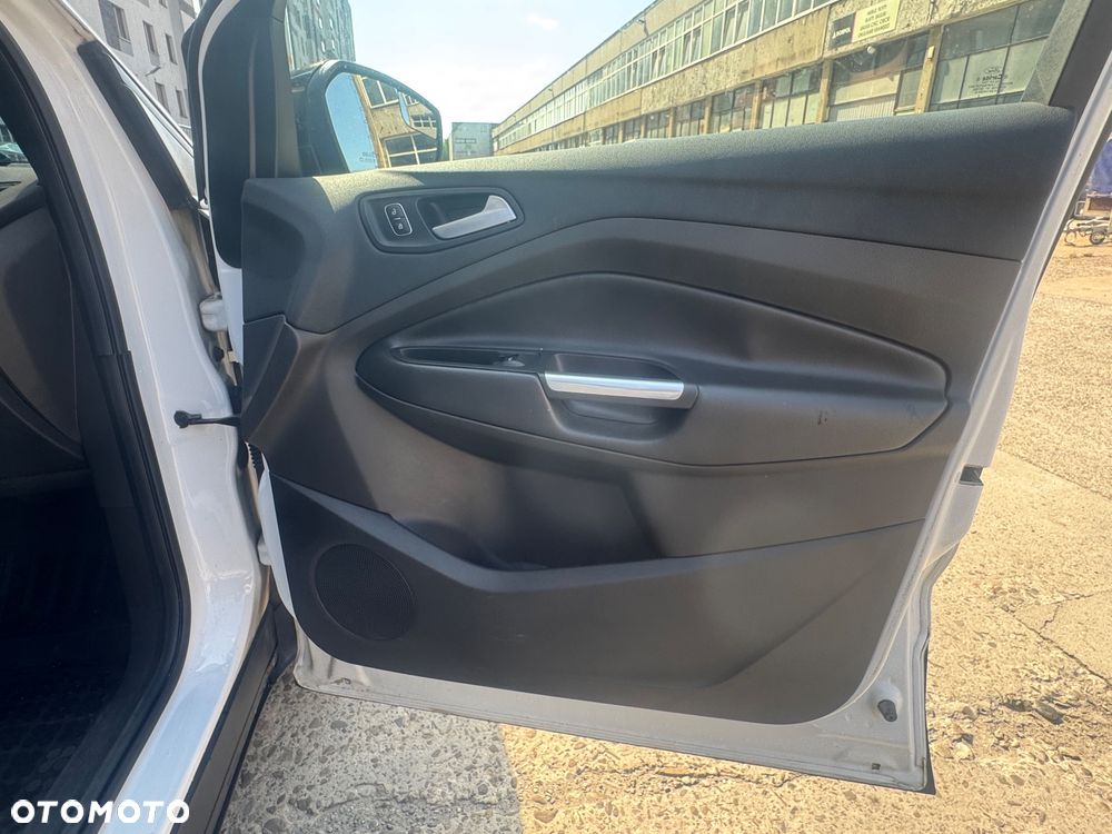 Ford Kuga 1.5 EcoBoost 4x4 Black & Silver - 24