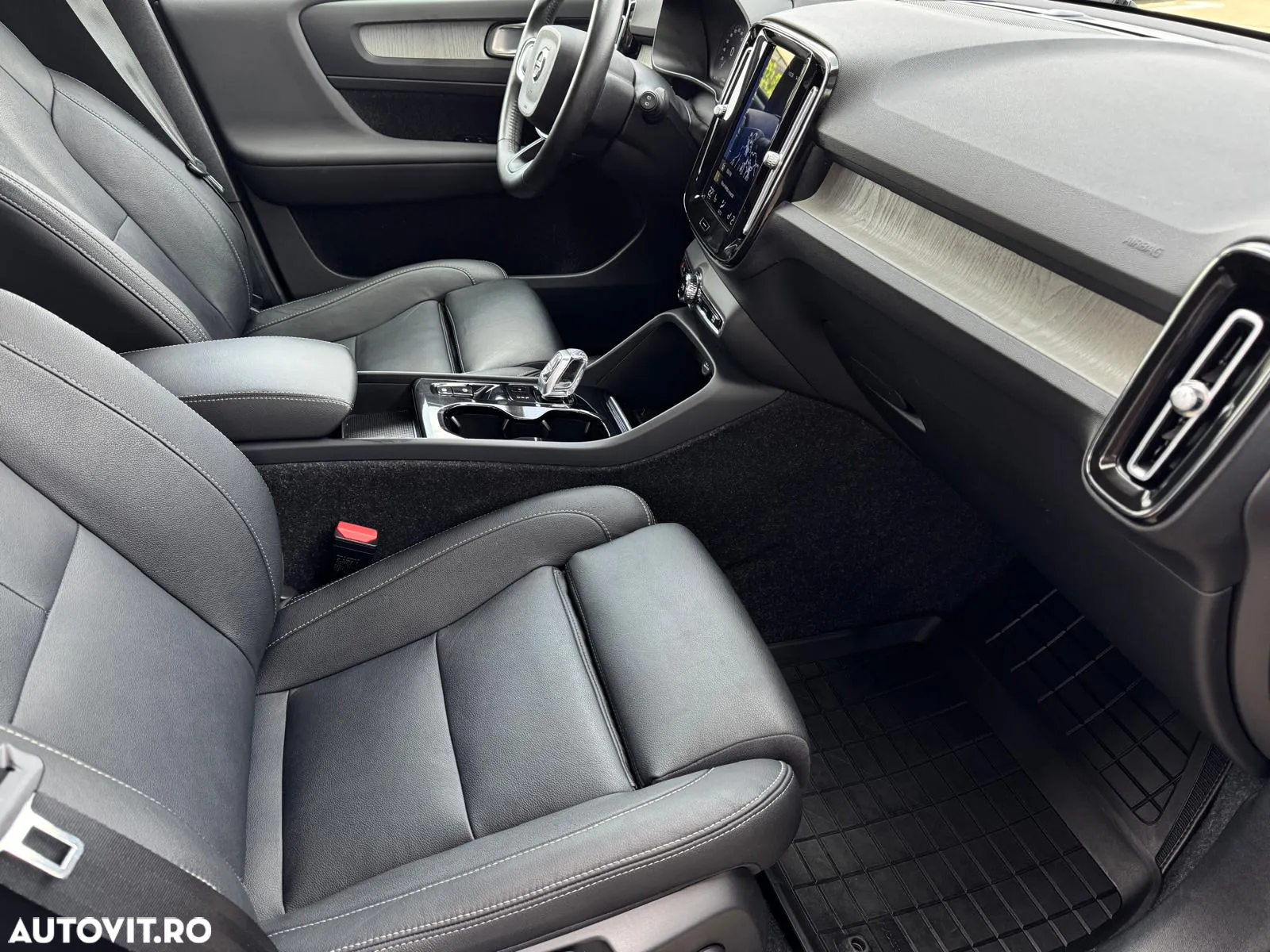 Volvo XC 40 Recharge T5 Twin Engine AT7 Inscription - 11