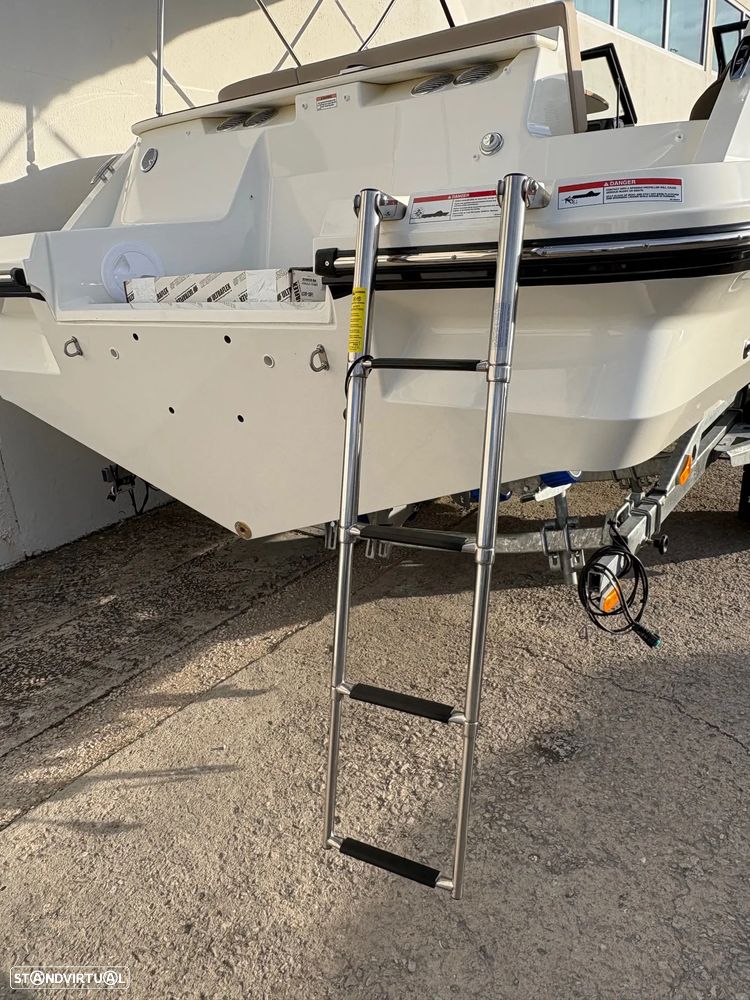 Bayliner V20 OB - 43