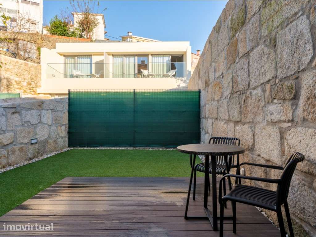 Loft para Investimento com terraço em V.N. Gaia - Grande imagem: 2/38