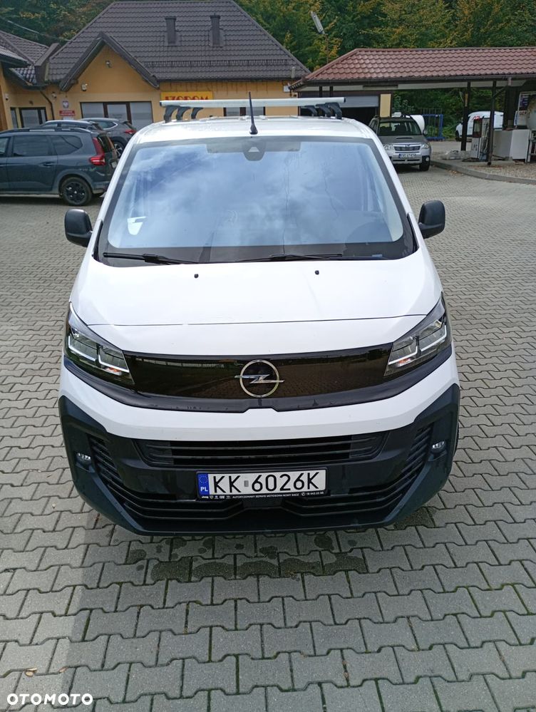 Opel Vivaro - 8