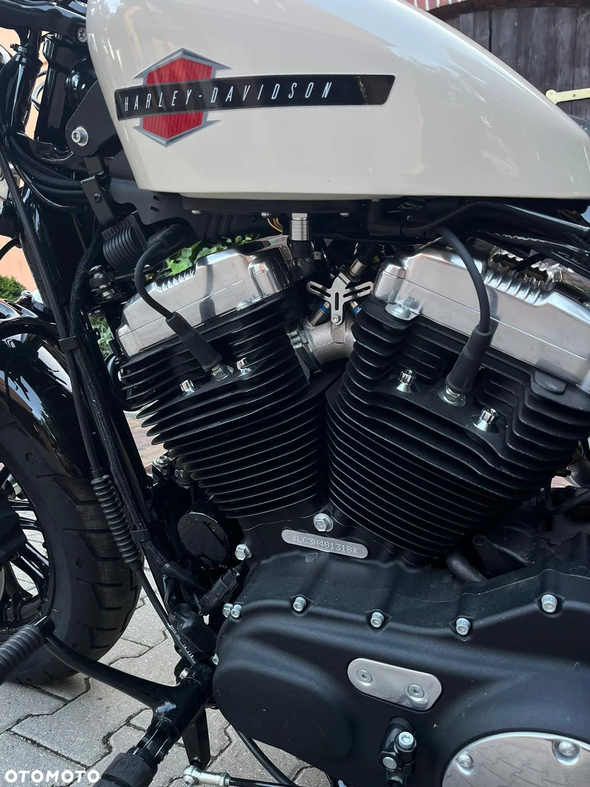 Harley-Davidson Sportster Forty-Eight - 8