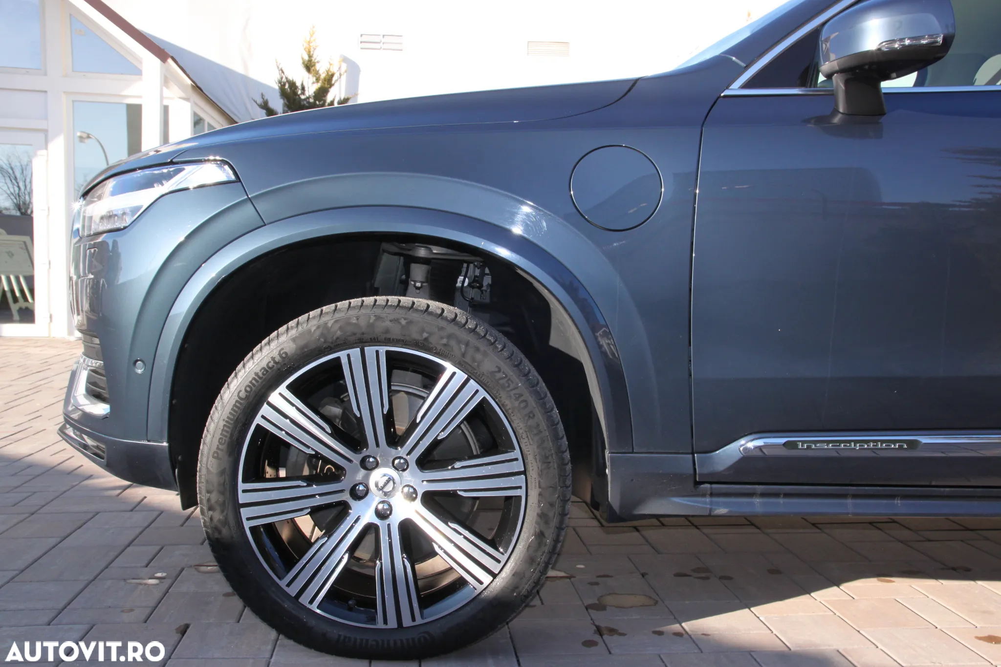 Volvo XC 90 - 8