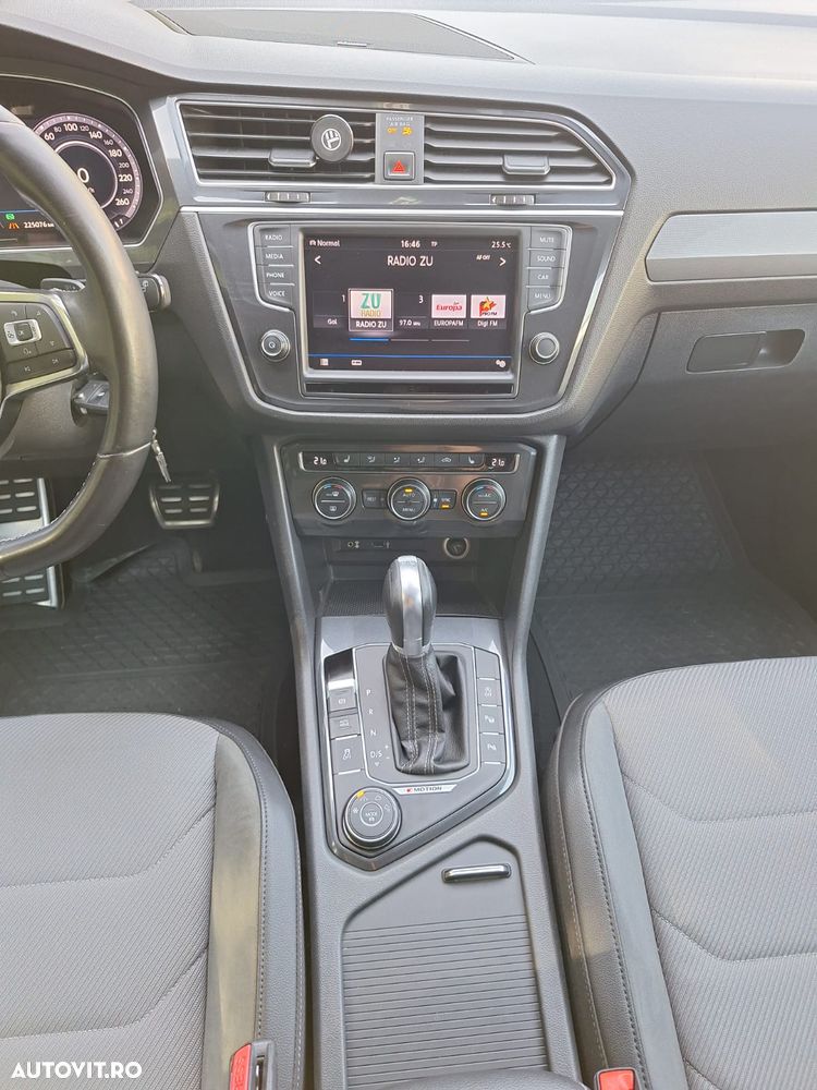 Volkswagen Tiguan 2.0 TDI 4Mot DSG Highline - 10