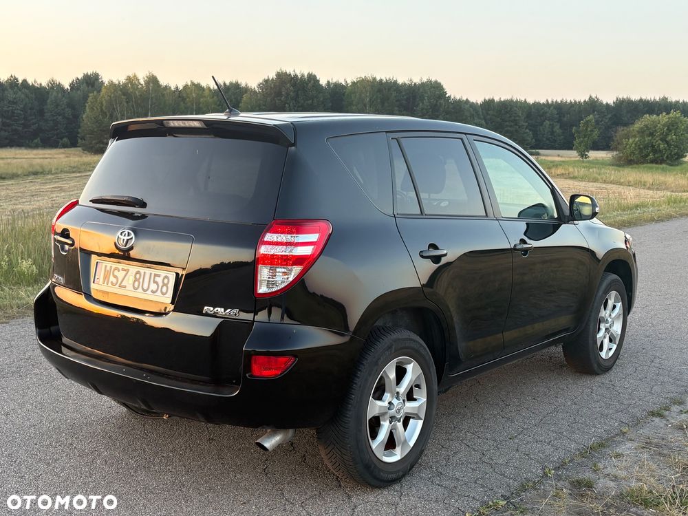 Toyota RAV4 2.0 VVT-i 2010 - 10