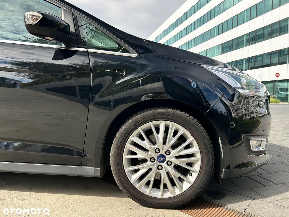 Ford Grand C-MAX - 37