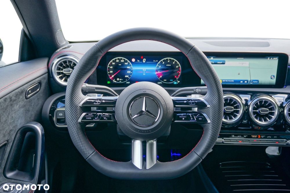 Mercedes-Benz CLA - 7