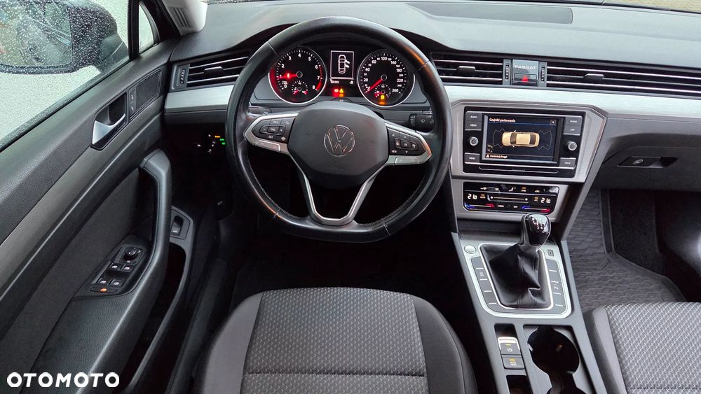 Volkswagen Passat 1.5 TSI EVO Essence - 14
