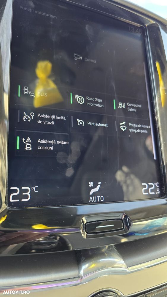 Volvo XC 60 T8 Twin Engine AWD Momentum - 10