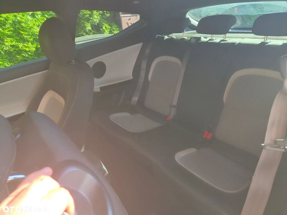 Kia Ceed 1.6 GDI L - 19