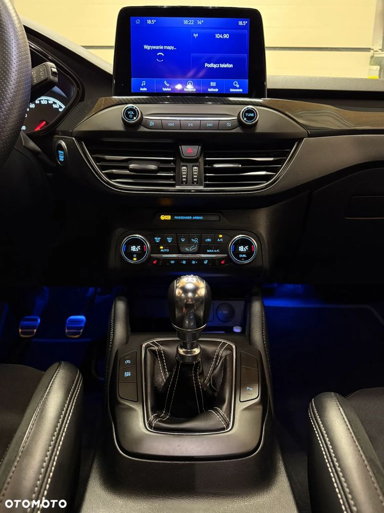 Ford Focus 2.3 EcoBoost S&S ST Edition - 16