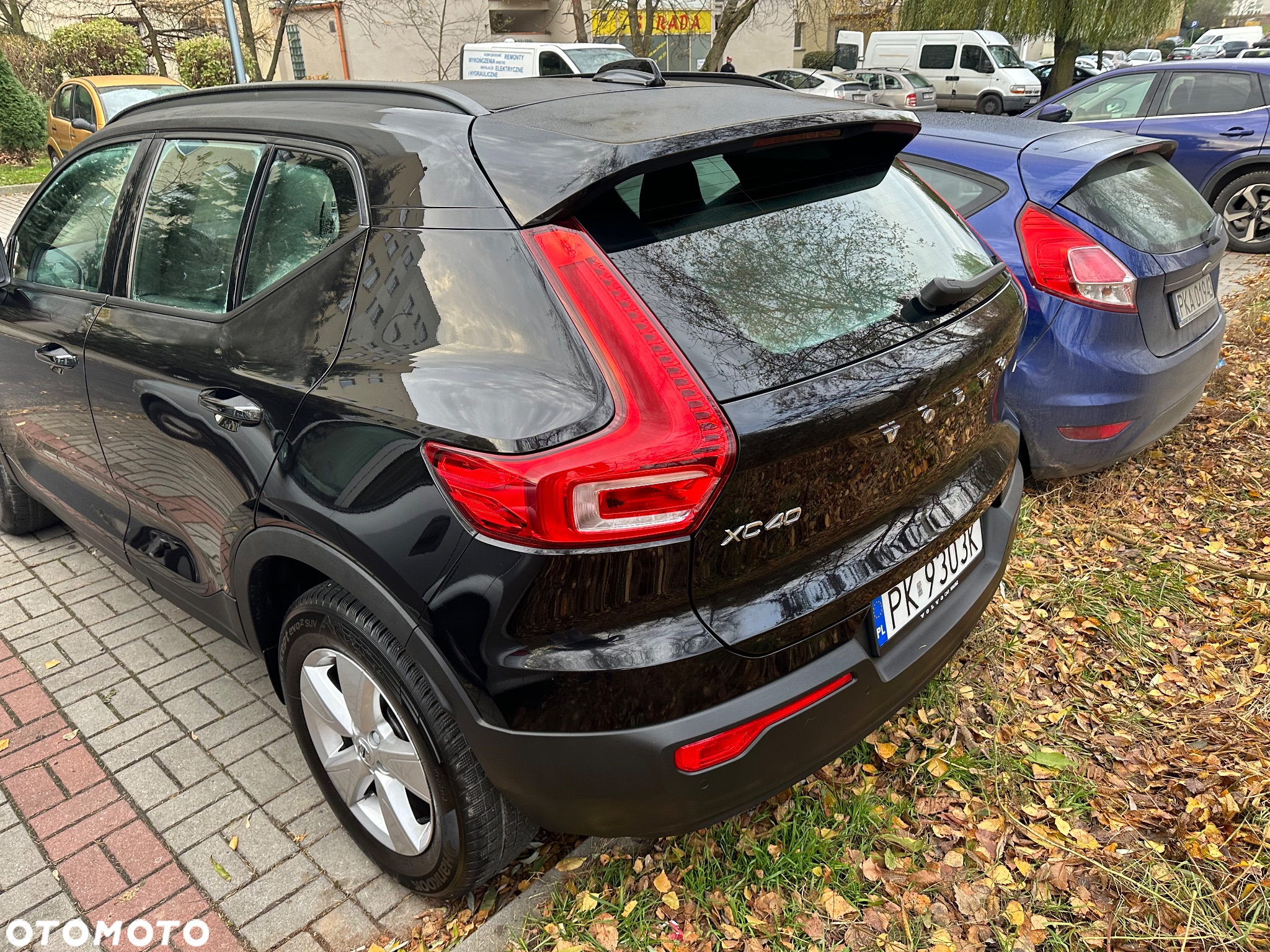 Volvo XC 40 T3 Momentum - 4