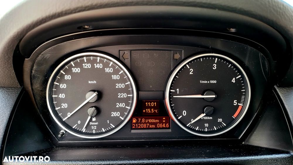 BMW X1 xDrive18d - 5