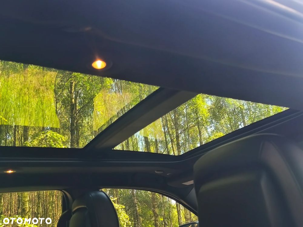 Jeep Grand Cherokee 5.7 V8 Overland Summit - 16
