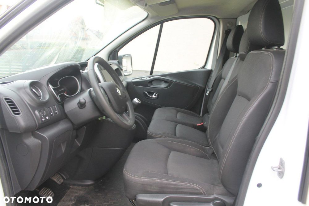 Renault Trafic - 9