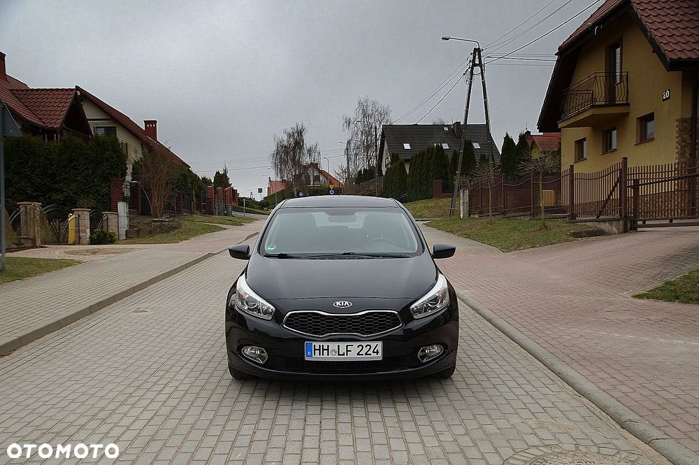 Kia Ceed 1.4 CVVT ISG Dream Team Edition - 9