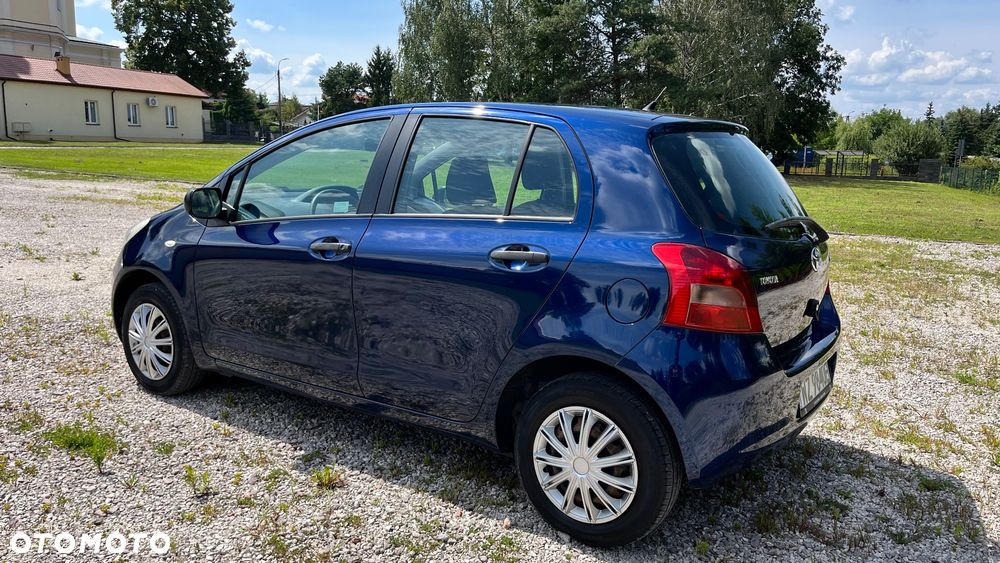 Toyota Yaris 1.0 Terra A/C - 5