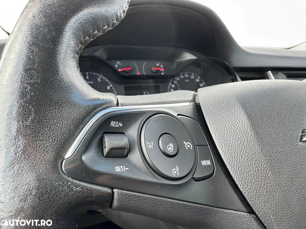 Opel Crossland - 24