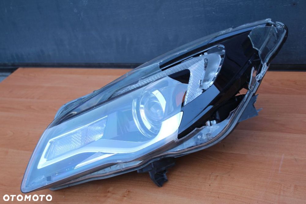 LAMPA LEWY PRZÓD LED OPEL INSIGNIA A LIFTING LIFT USZKODZONA  13409908 LH HELLA - 1