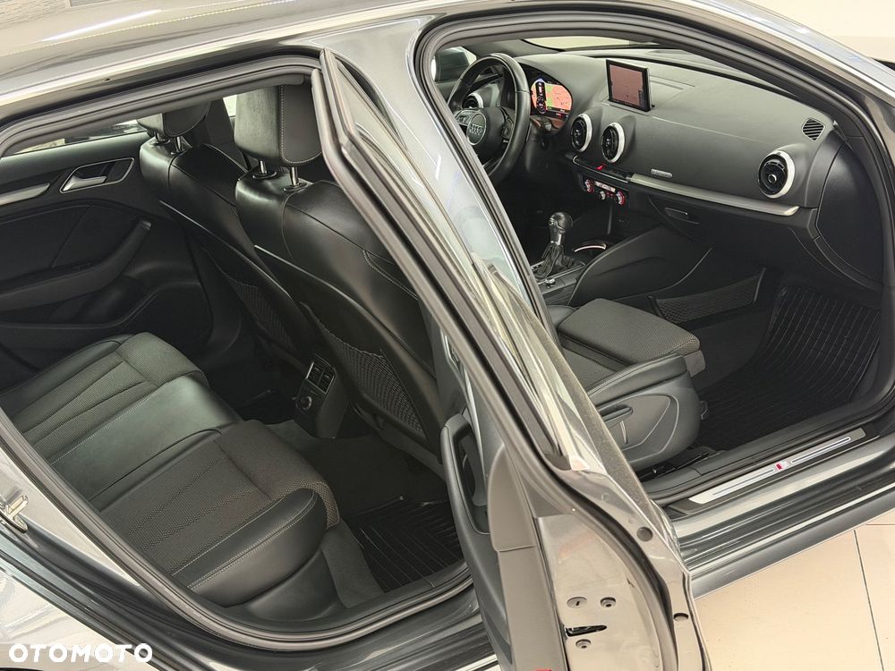 Audi A3 Sportback 40 TFSI Quattro S tronic - 32