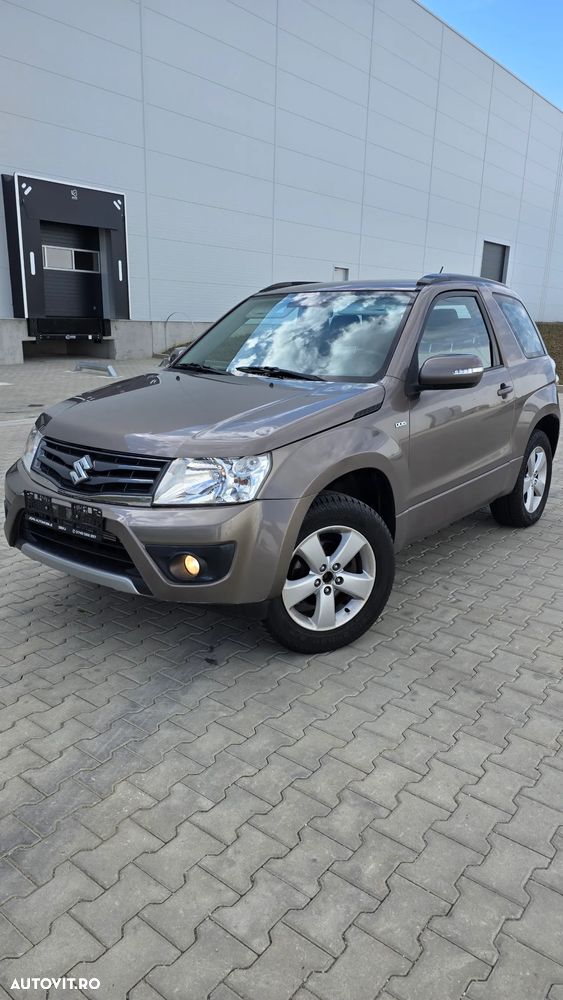 Suzuki Grand Vitara 1.9 DDiS Black&White DPF - 1
