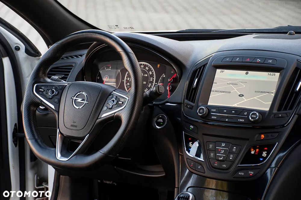 Opel Insignia 2.0 CDTI Executive S&S - 20