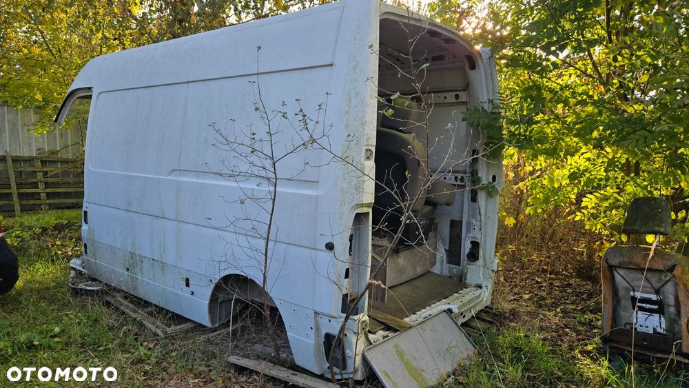 Master iii karoseria buda - 2