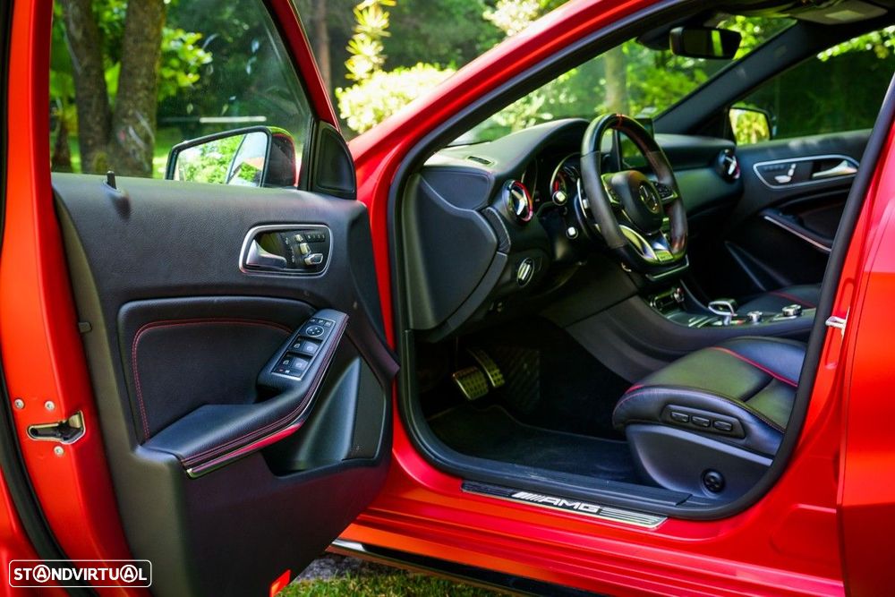 Mercedes-Benz A 45 AMG 4-Matic - 27