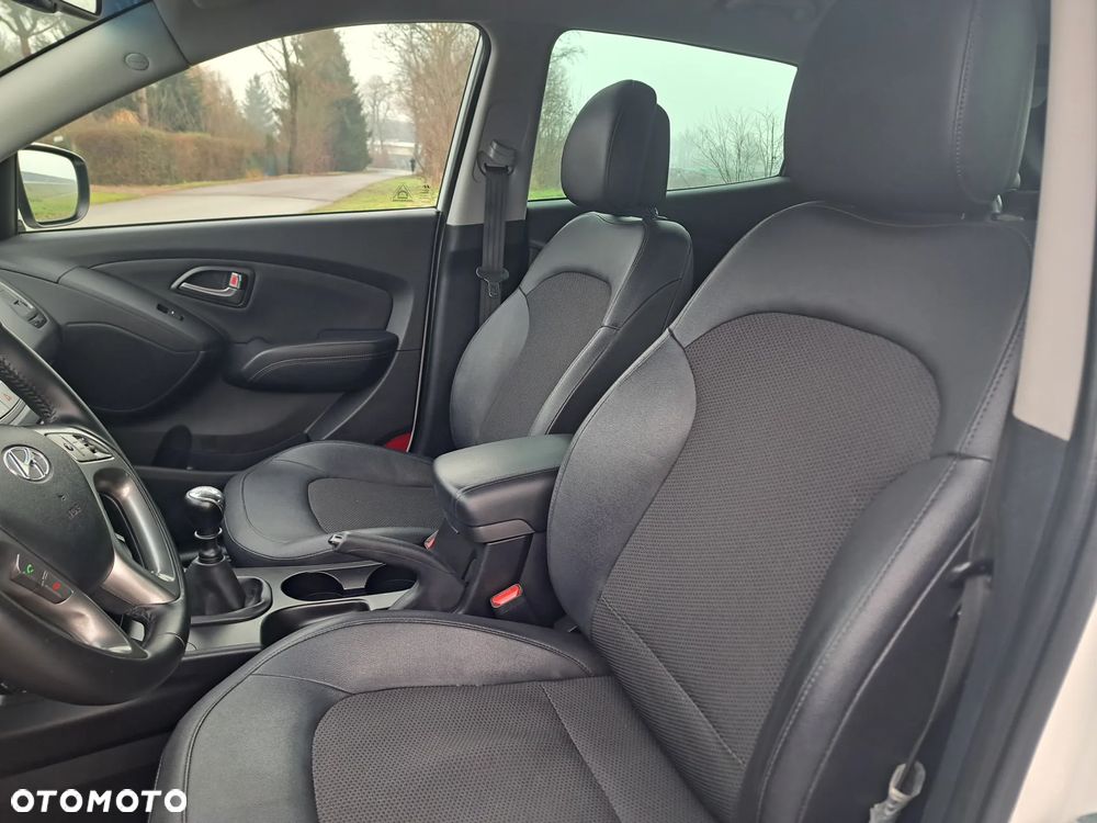 Hyundai ix35 1.7 CRDi Premium 2WD - 21