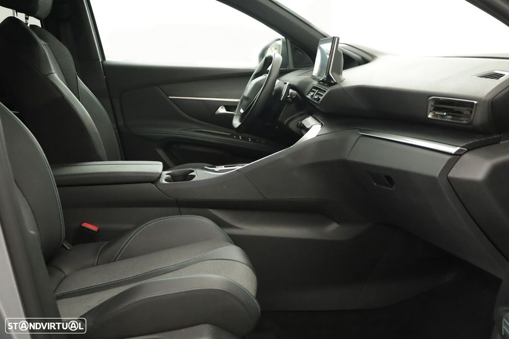 Peugeot 3008 1.6 Hybrid Allure Pack e-EAT8 - 22
