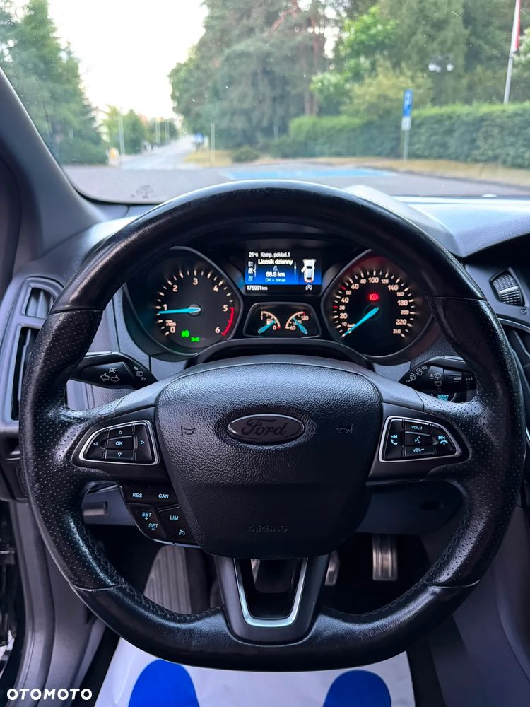 Ford Focus 2.0 TDCi ST-Line Black ASS - 32
