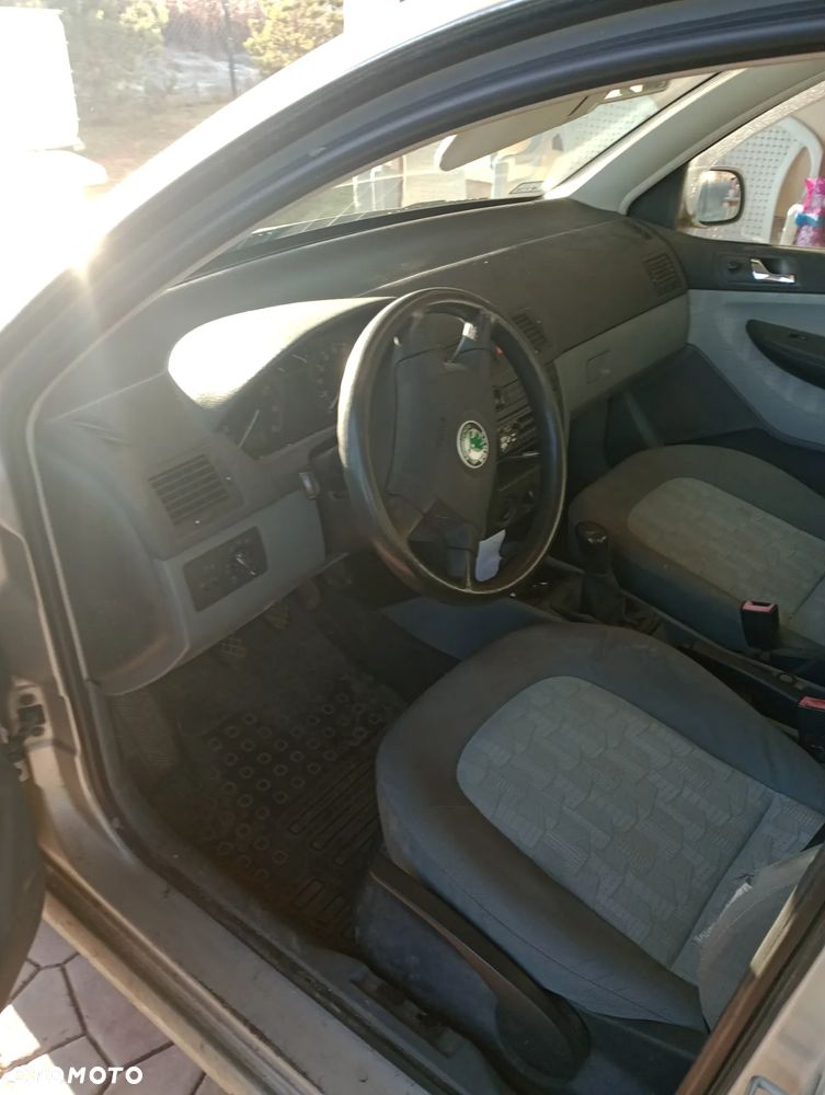 Skoda Fabia - 6